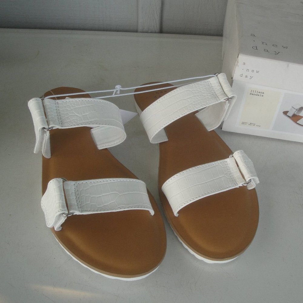 A New Day Illiana Sandal 2 Band Style for a adjustable fit White Ladies …